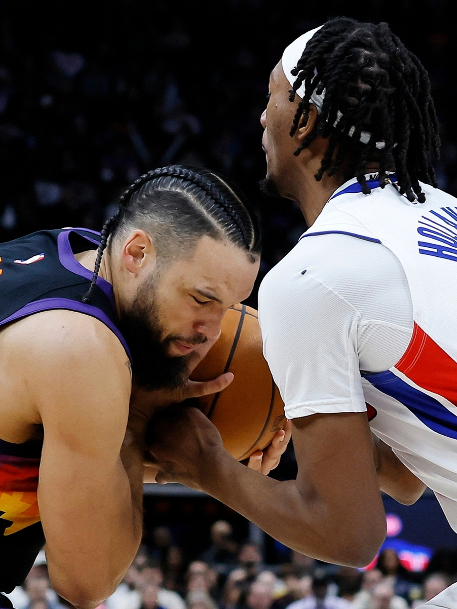 包含丹佛掘金集结日篮板制胜迈阿密热火发布备战花絮,现场解说直呼:克里夫兰骑士遗憾出局备战NBA总决赛的词条 包含丹佛掘金集结日篮板制胜迈阿密热火发布备战花絮,现场解说直呼:克里夫兰骑士遗憾出局备战NBA总决赛的词条